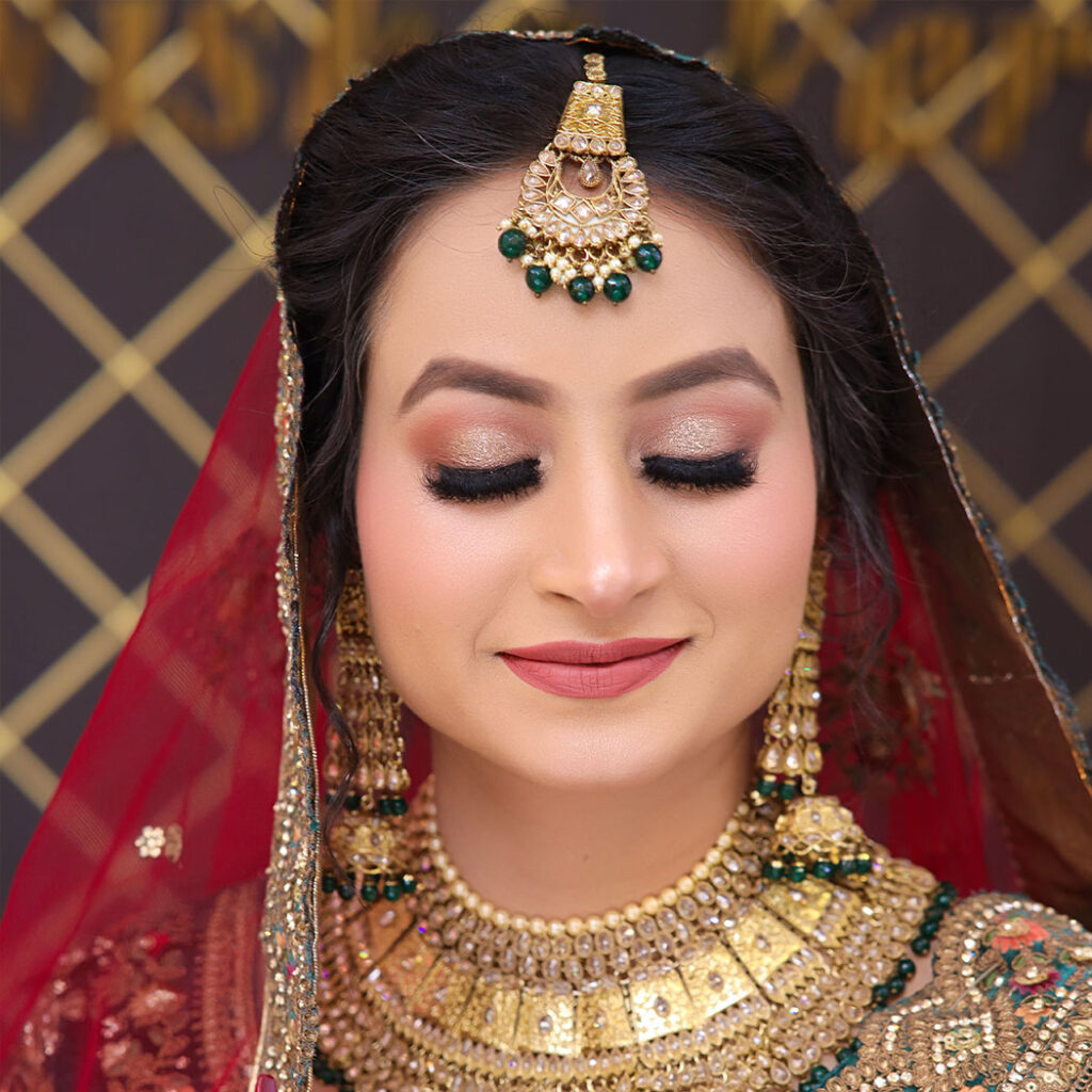 Delegant Salon & Academy